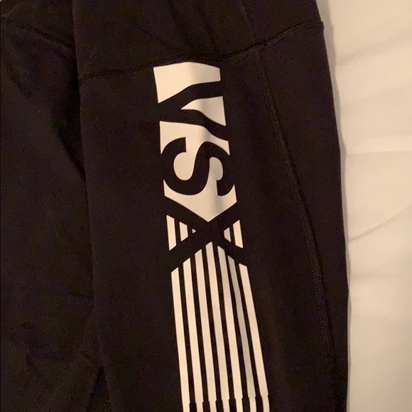 Victoria secret crop legging - Picture 2 of 2